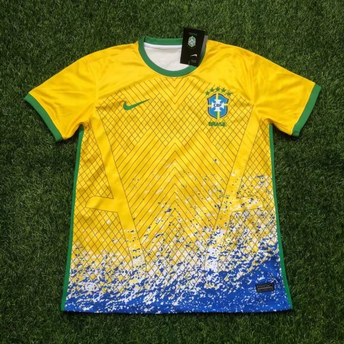 2022-23 Brazil Home Yellow Thailand Soccer Jersey AAA-407