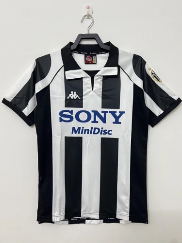 97-98 Retro Version Juventus Home Black & White Thailand Soccer Jersey AAA-811/503/1041