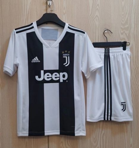 2020-2021 Juventus Home Black & White Soccer Uniform-TJ