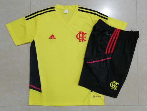2022/23 Flamengo Yellow Thailand Tracksuit Uniform With five point pants-815