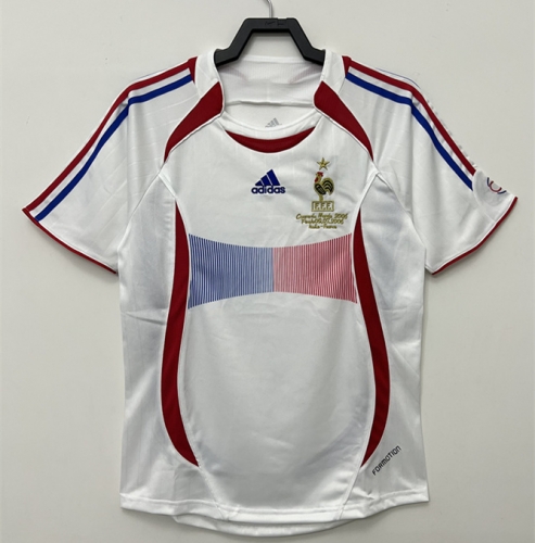 06 Retro Version France White Thailand Soccer Jersey AAA-601/503/811/710