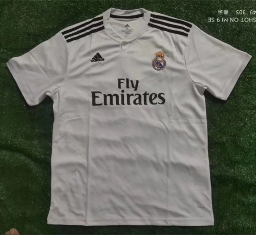 18-19 Retro Version Real Madrid Home White Thailand Soccer Jersey AAA-TY