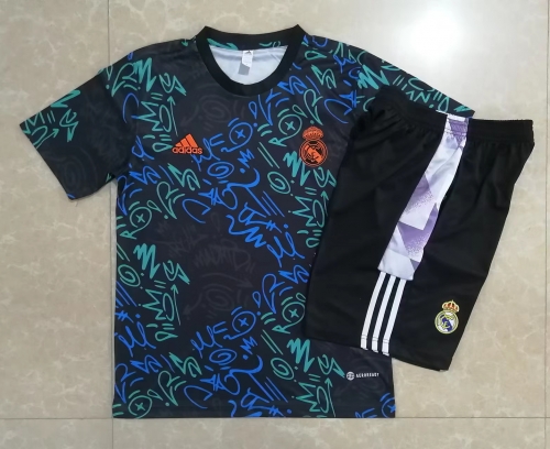 2022-23 Real Madrid Black & Green Shorts-Sleeve Thailand Tracksuit Uniform-815