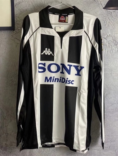 97-98 Retro Version Juventus Home Black & White LS Thailand Soccer Jersey AAA-811/313