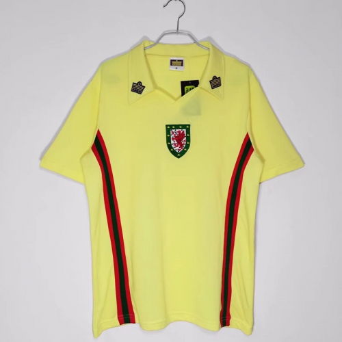 1976-1979 Retro Version Wales Away Green Thailand Soccer Jersey AAA-710