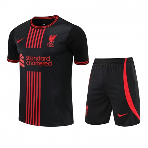 2022/23 Liverpool Red & Black Thailand Soccer Training Uniform-418