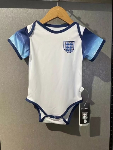 (Size 9/12) 2022 World Cup England Home White Youth/Kids Soccer Uniform-308