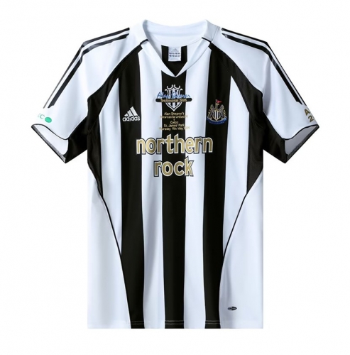 2005-2006 Retro Version Newcastle United Home Black & White Thailand Soccer Jersey AAA-2011