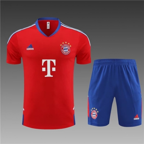 2022/23 Bayern München Red Shorts-Sleeve Thailand Soccer Uniform-801