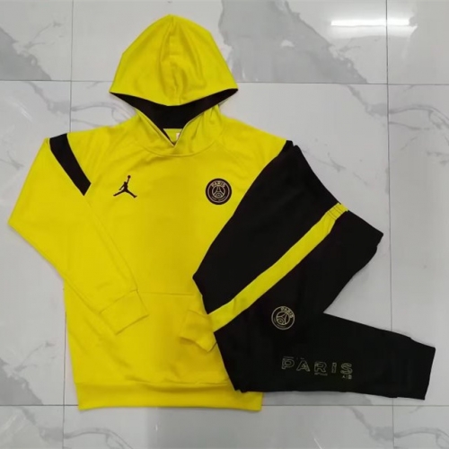 2023/24 Paris SG ellow Thailand Soccer Tracksuit Uniform With Hat-815