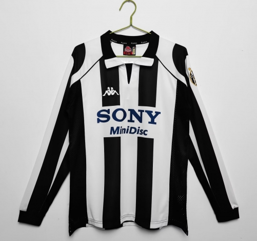 1997-98 Retro Version Juventus Home Black & White LS Thailand Soccer Jersey AAA-710