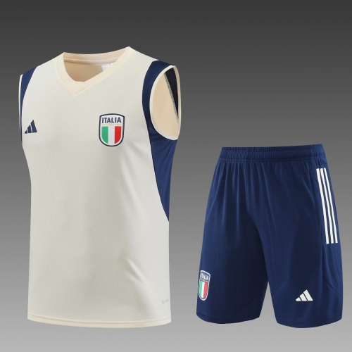 2023/24 Italy Light Yellow Shorts-Sleeve Thailand Soccer Uniform-801