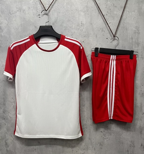 Customize 2023/24 Bayern München Red & White Soccer Uniform-DN