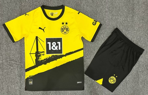 2023/24 Borussia Dortumund Home Yellow Soccer Uniform-315/SKE/302