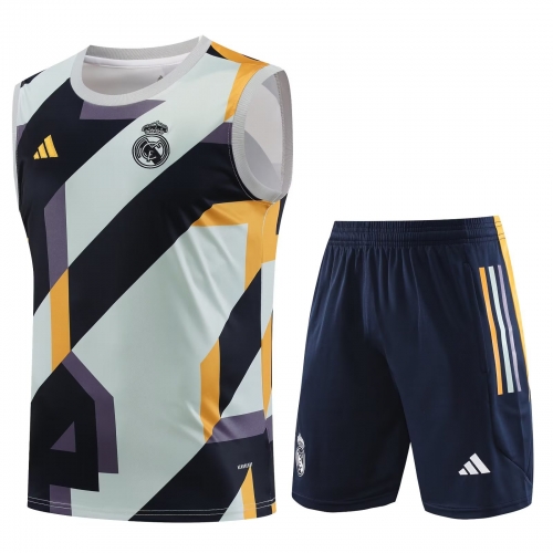 2023/24 Real Madrid Black & Green Thailand Soccer Training Vest Uniform-418