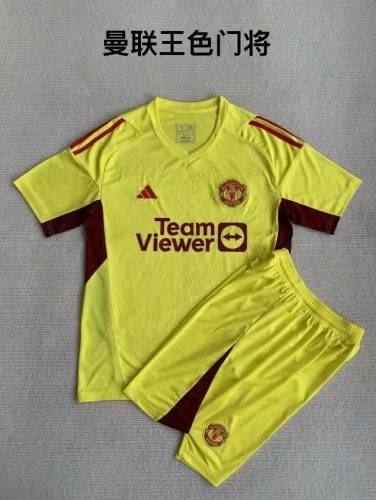 Kids 2023/24 Manchester United Goalkepeer Green Kids/Youth Soccer Uniform-208