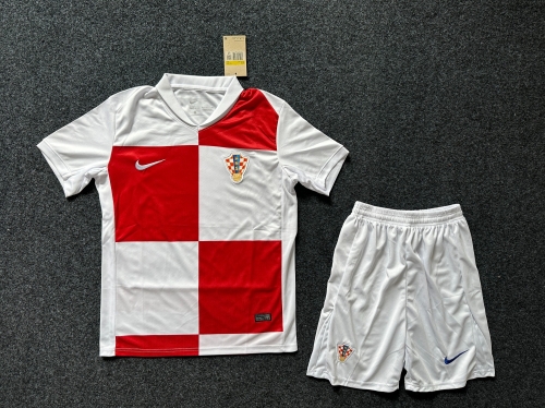 2024-25 Croatia Home Red & White Soccer Uniform-516/36/208