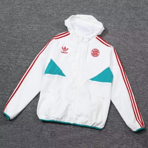 2023/24 Bayern München White Soccer Windbreaker Top-801