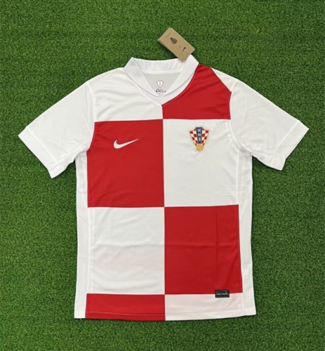 2024/25 Croatia Home White & Red Thailand Soccer Jersey AAA-320/407/416