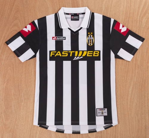 01-02 Retro Version Juventus Home Black & White Thailand Soccer Jersey AAA-1041/503