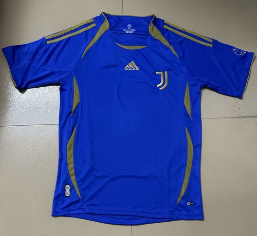 Retro Version Juventus Blue Thailand Soccer Jersey AAA-36