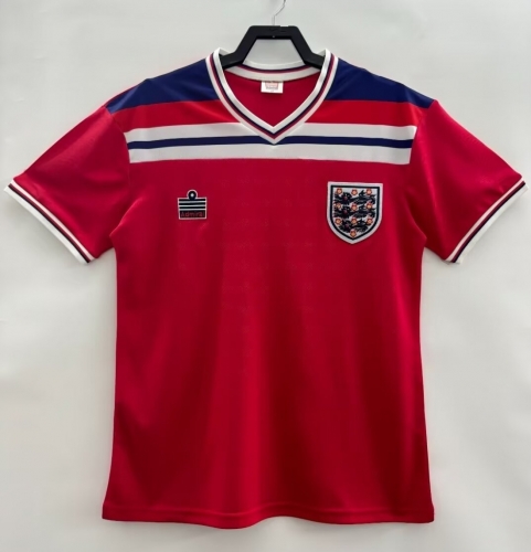 82 Retro Verison England Home Red Thailand Soccer Jersey AAA-2011/811