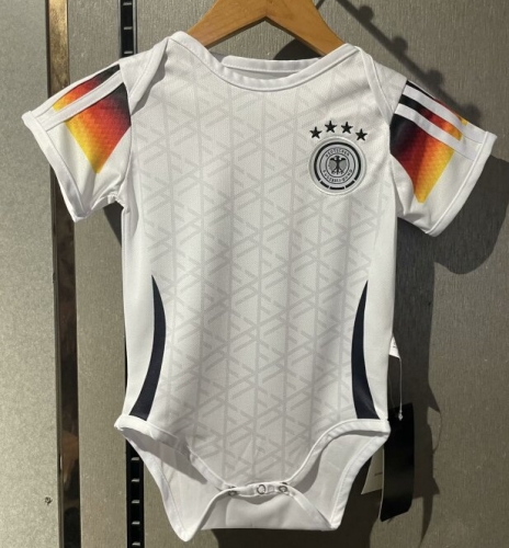 3 Star (Size 9/12 )Germany Home White Baby Soccer Uniform-308