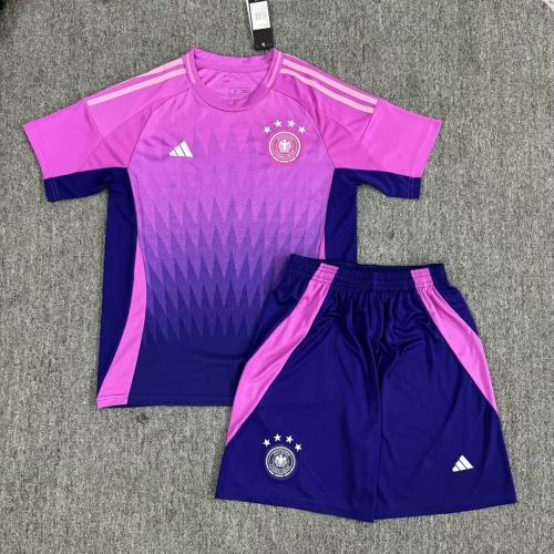 2024/25 Germany Away Pink Soccer Uniform-315/36/302