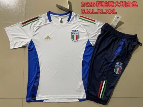 2024/25 Italy White Shorts-Sleeve Thailand Soccer Uniform-815