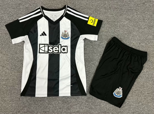 Kids 2024/25 Newcastle United Home Black & White Kids/Youth Soccer Uniform-522/507/123