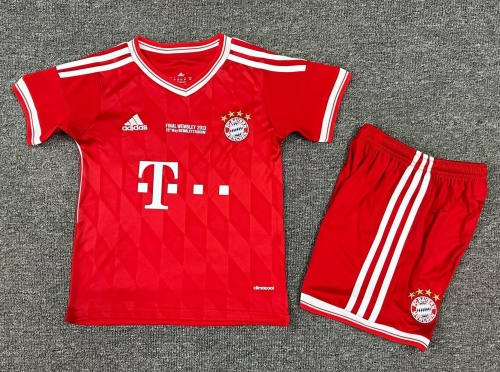 Kids 13-14 Retro Version Bayern München Home Red Kids/Youth Soccer Uniform-1040