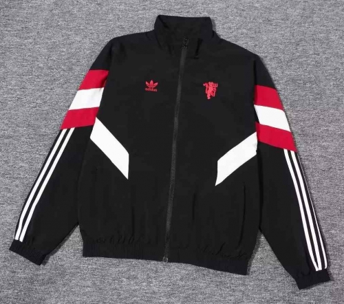 2024-25 Retro Clover Manchester United Black Windbreaker Hoodies Top-703