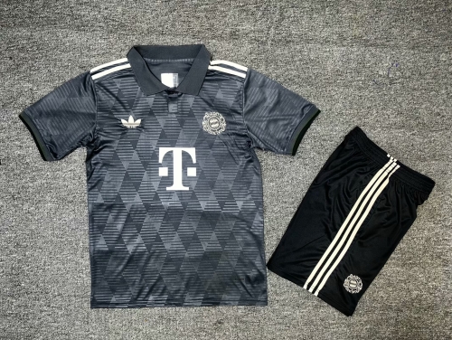 2024/25 Beer Version Bayern München Gray & Black Soccer Uniform-302