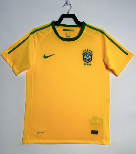 2010 Retro Version Brazil Home Yellow Soccer Thailand Jersey AAA-905/2041/811