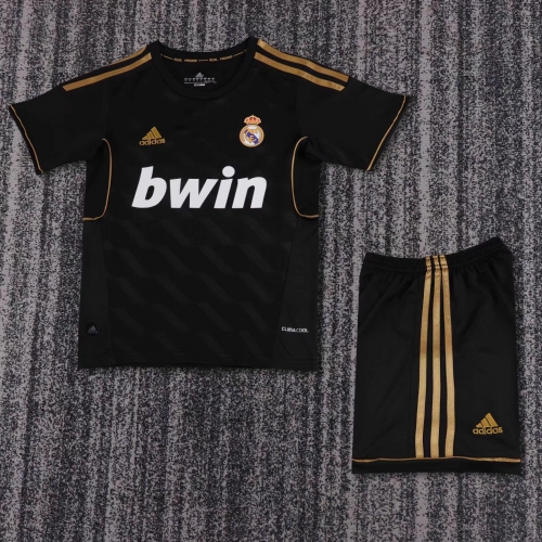 Kids 11-12 Retro Version Real Madrid Away Black Kids/youth Soccer Uniform-811