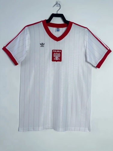 1982 Retro Version Poland Home White Thailand Soccer Jersey-2011/811