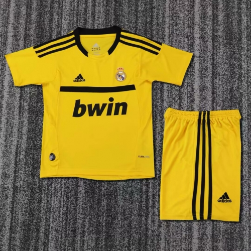 Kids 11-12 Retro Version Real Madrid Goalkeeper Yellow Kids/Youth Soccer Uniform-811