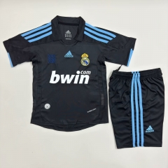 Kids 09-10 Retro Version Real Madrid Away Black Kids/youth Soccer Uniform-811