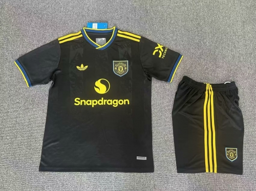 2025/26 Manchester United 2nd Away Black Soccer Uniform-516/315