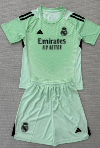 2025/26 Rea Madrid Goalkeeper Light Green Soccer Uniform-208
