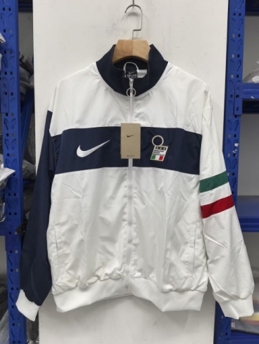 2025/26 Italy White Windbreaker Hoodies Top-C1