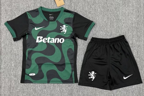 Kids 2025/26 Sporting Lisbon 2nd Away Black & Green Kids/Youth Soccer Uniform-522