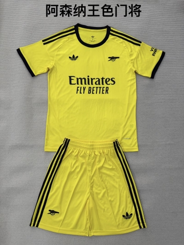 2025/26 Arsenal Goalkepeer Yellow Soccer Uniform-208