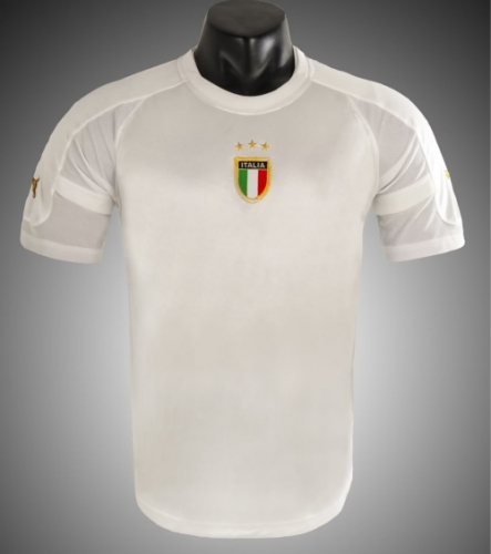 04 Retro Version Italy Away White Thailand Soccer Jersey AAA-1041
