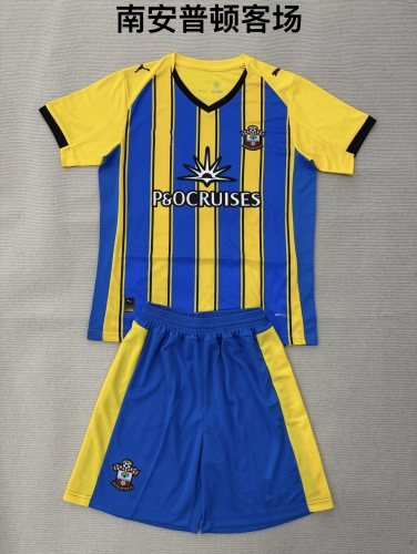 2025/26 Southampton Away Yellow & Blue Soccer Uniform-208