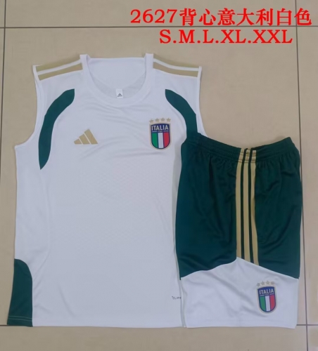 2026/27 Italy White Soccer Tracksuit Vest Set-815