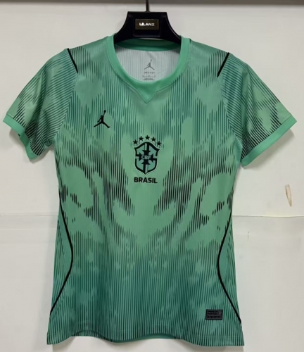 2026/27 Brazil Green Goalkeeper Female Thailand Soccer Jersey AAA-1116