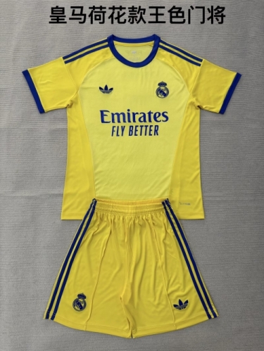 Kids 2026/27 Real Madrid Goalkeeper Yellow Kids/youth Soccer Uniform-208