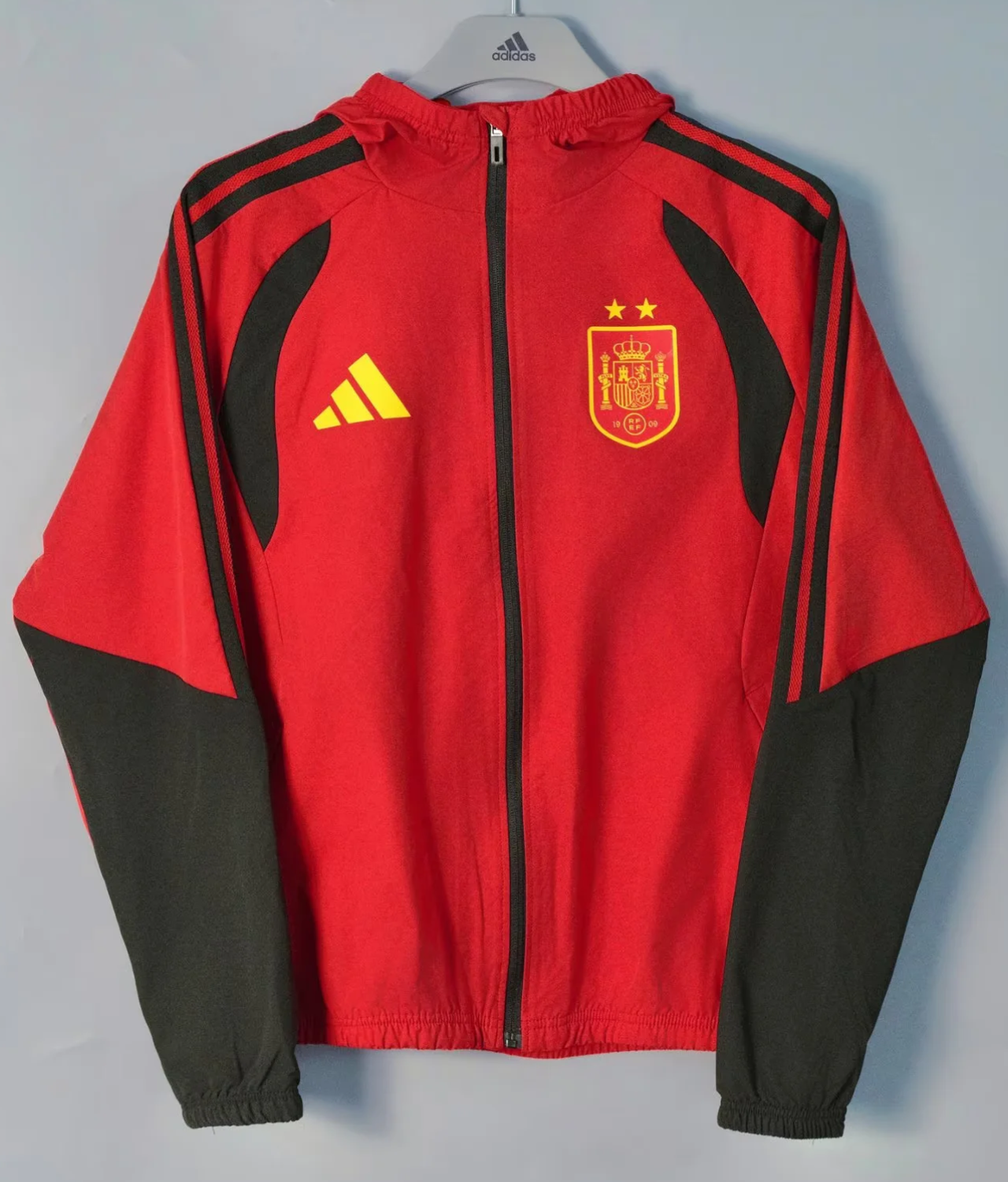 2026/27 Spain Red Windbreaker Hoodies Top With Hat-801