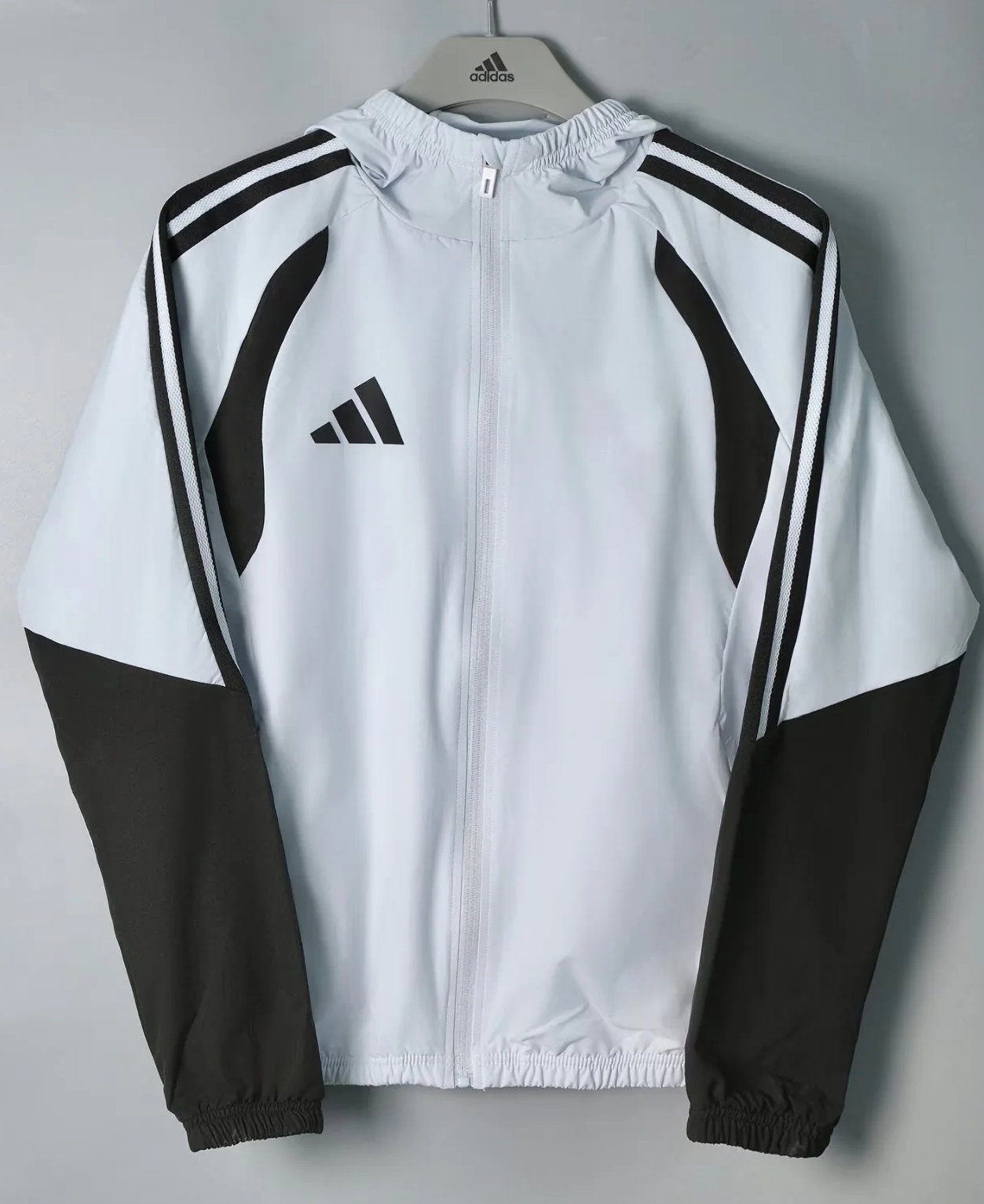 2026/27 Addia Light Gray Windbreaker Hoodies Top With Hat-801